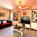Niluefer Butik (adults Only) Отель Айвалык