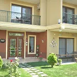 Niluefer Butik (adults Only) Айвалык