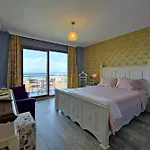 Niluefer Butik (adults Only) Айвалык