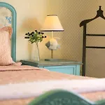 Niluefer Butik (adults Only) Отель Айвалык