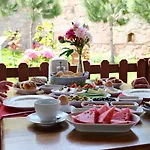 Niluefer Butik (adults Only) Ayvalı