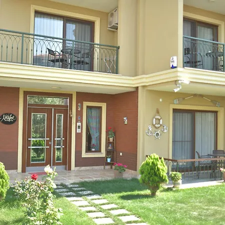 Niluefer Butik (adults Only) Айвалик
