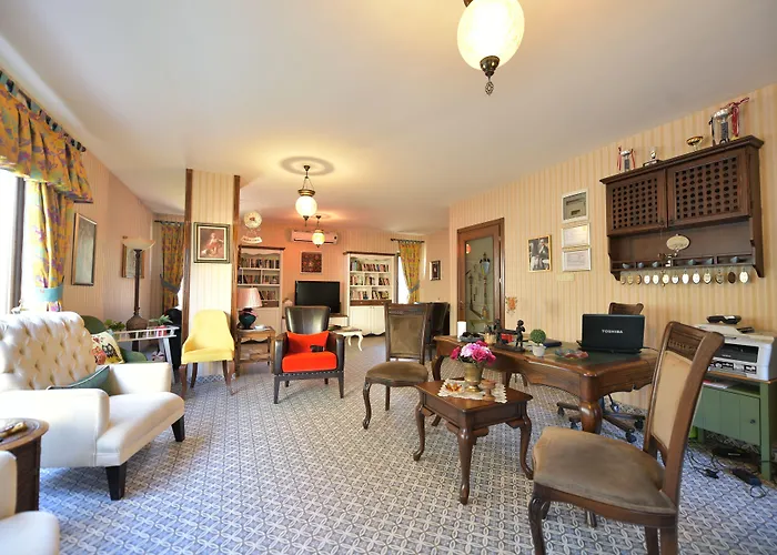 Niluefer Butik (adults Only)