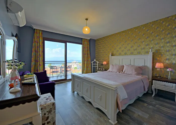 Niluefer Butik (adults Only) Ayvalı